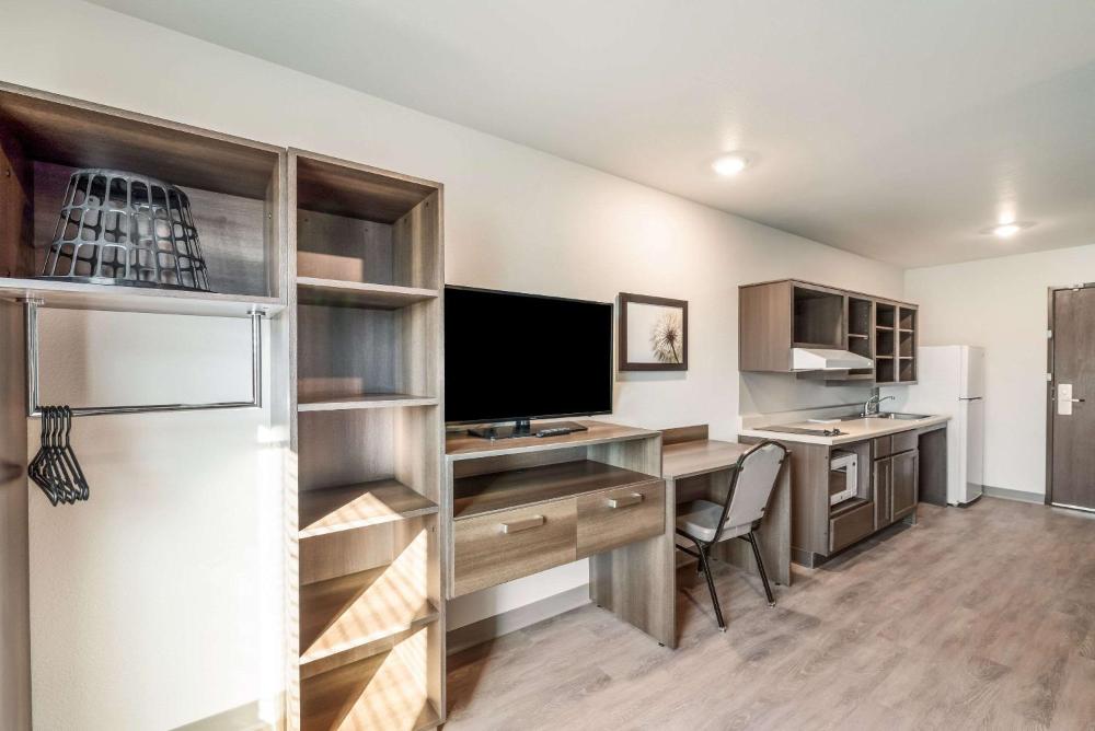 King Room - Accessible/Non Smoking interior